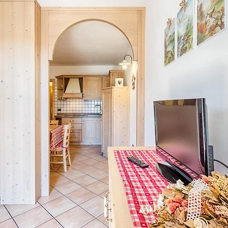 Residence Ronchi Molveno Eksteriør billede