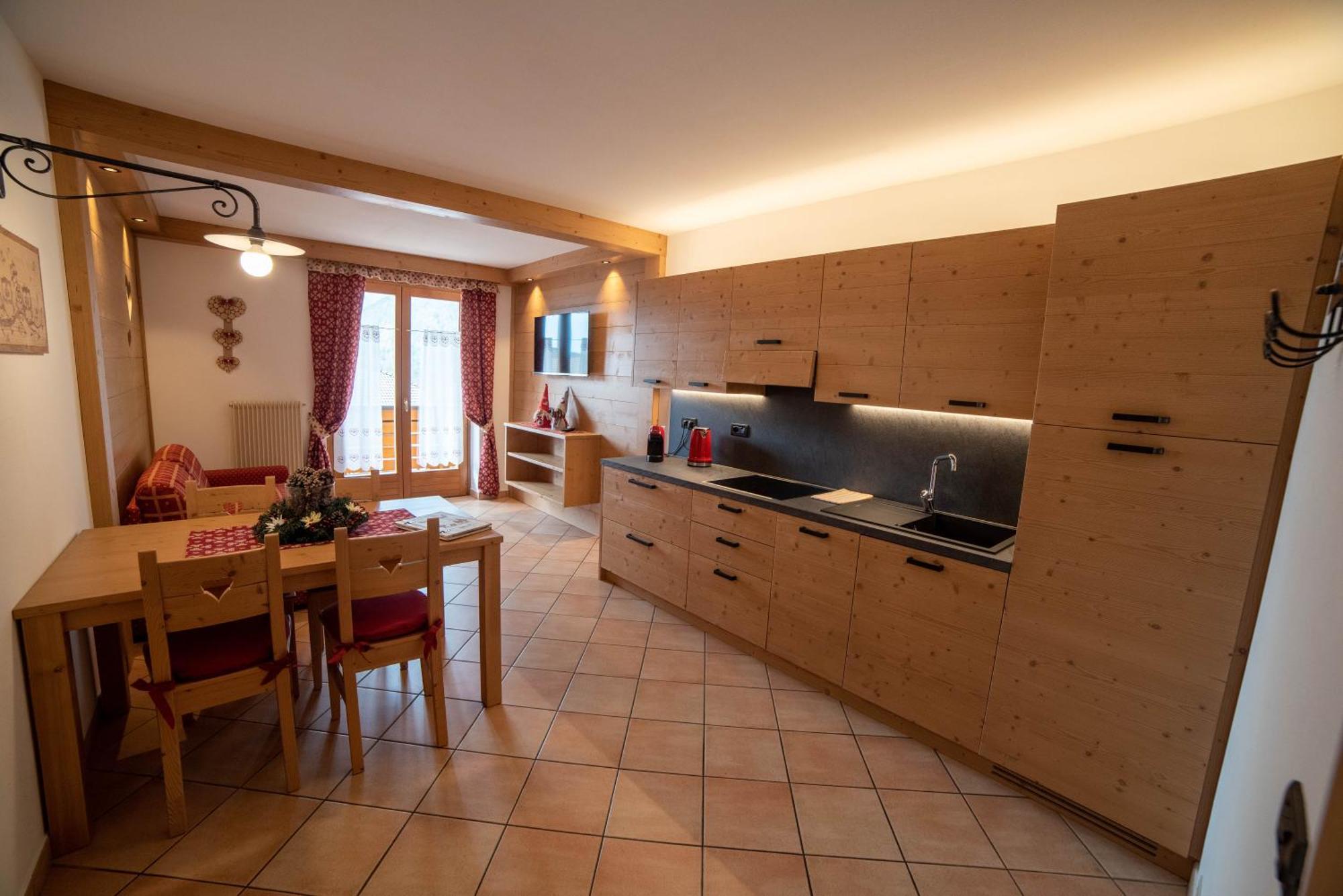 Residence Ronchi Molveno Eksteriør billede