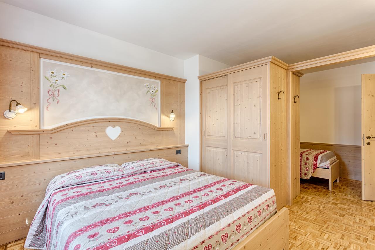 Residence Ronchi Molveno Eksteriør billede
