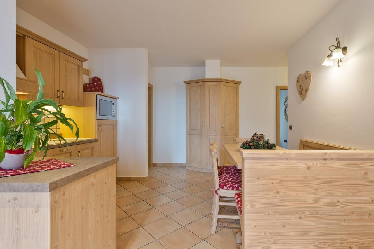Residence Ronchi Molveno Eksteriør billede